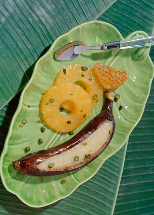 Gegrillte Ananas und Bananen