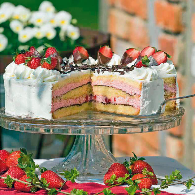 Erdbeer-Knispel-Torte