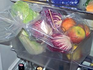 Ein Teil kann im Gemüsefach des Kühlschranks aufbewahrt werden.