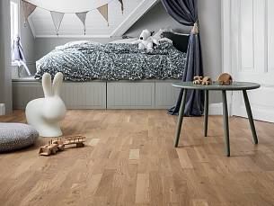 Die Holzboden-Kollektion Shade von Tarkett eignet sich auch für das Kinderzimmer. In vielen eleganten Farbnuancen erhältlich.